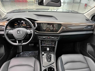 VOLKSWAGEN THARU 2022