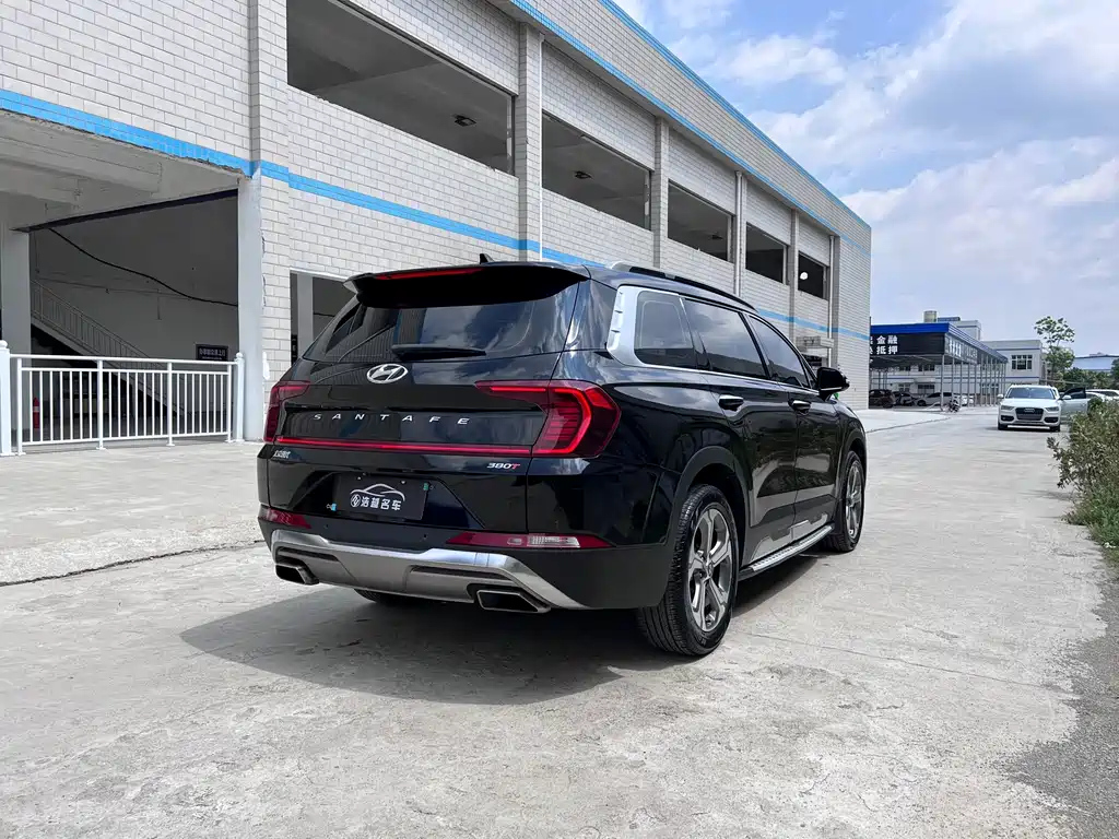 HYUNDAI SANTAFE 2020