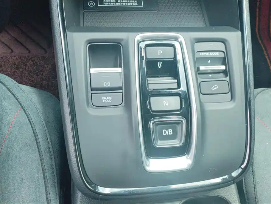 HONDA CR-V 2024