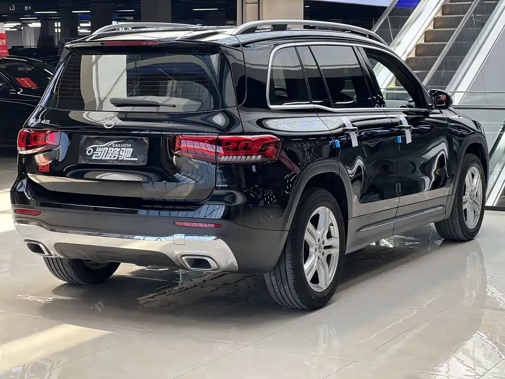 MERCEDES BENZ GLB 2022