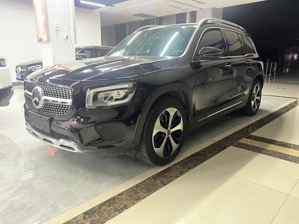 MERCEDES BENZ GLB 2021