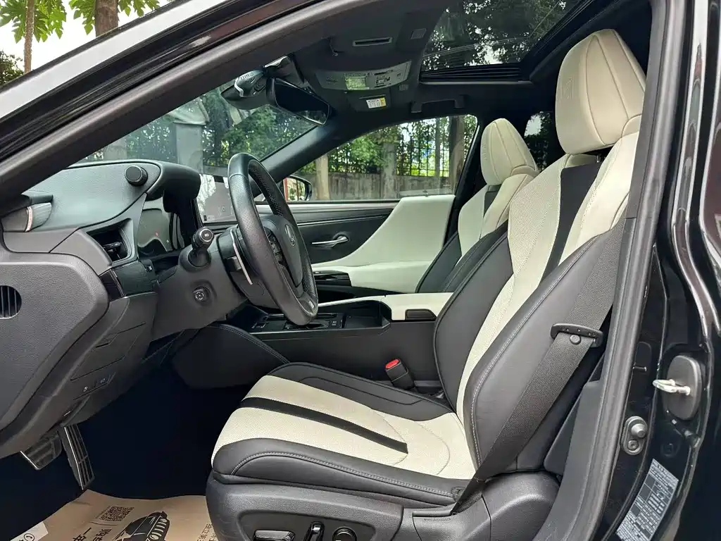 LEXUS ES 2022