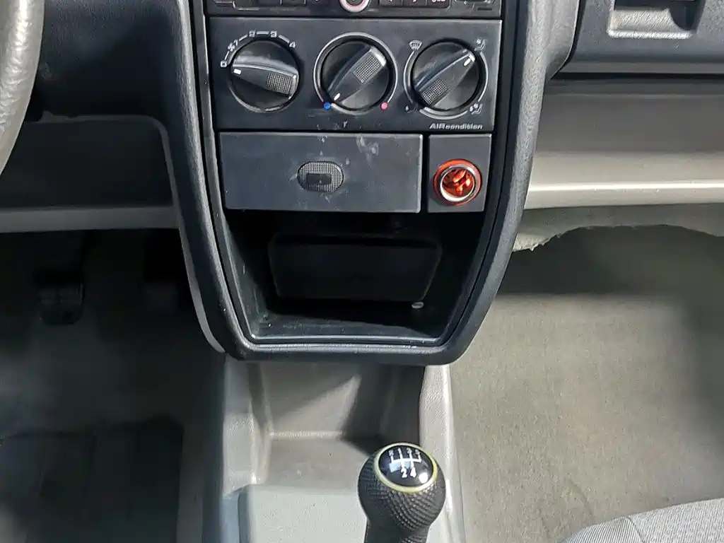 VOLKSWAGEN JETTA 2009