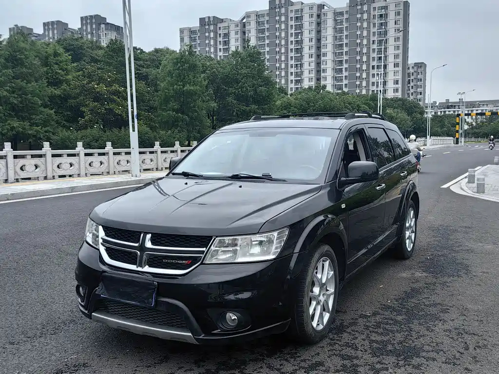 Аукционный лист DODGE JCUV 2013