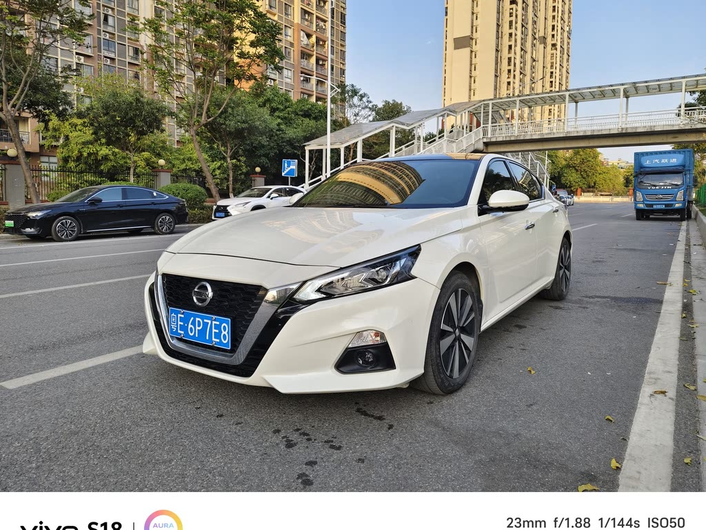 NISSAN TEANA 2021