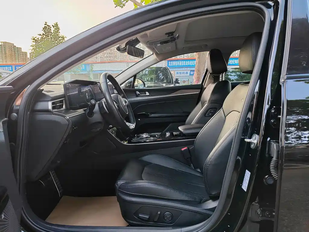 KIA K5 2021