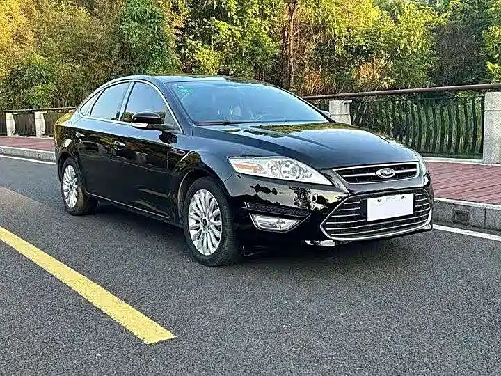 FORD MONDEO - WINNER 2011