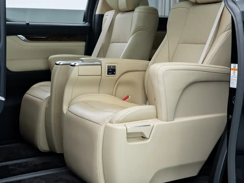 TOYOTA ALPHARD 2018