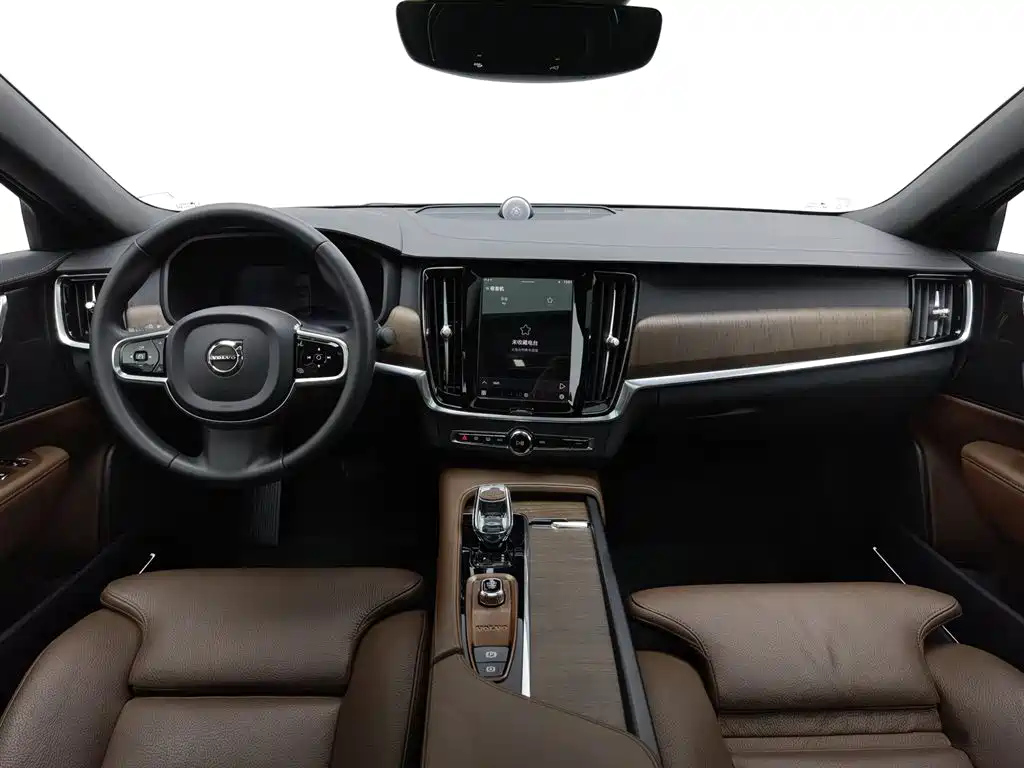 VOLVO S90 2023