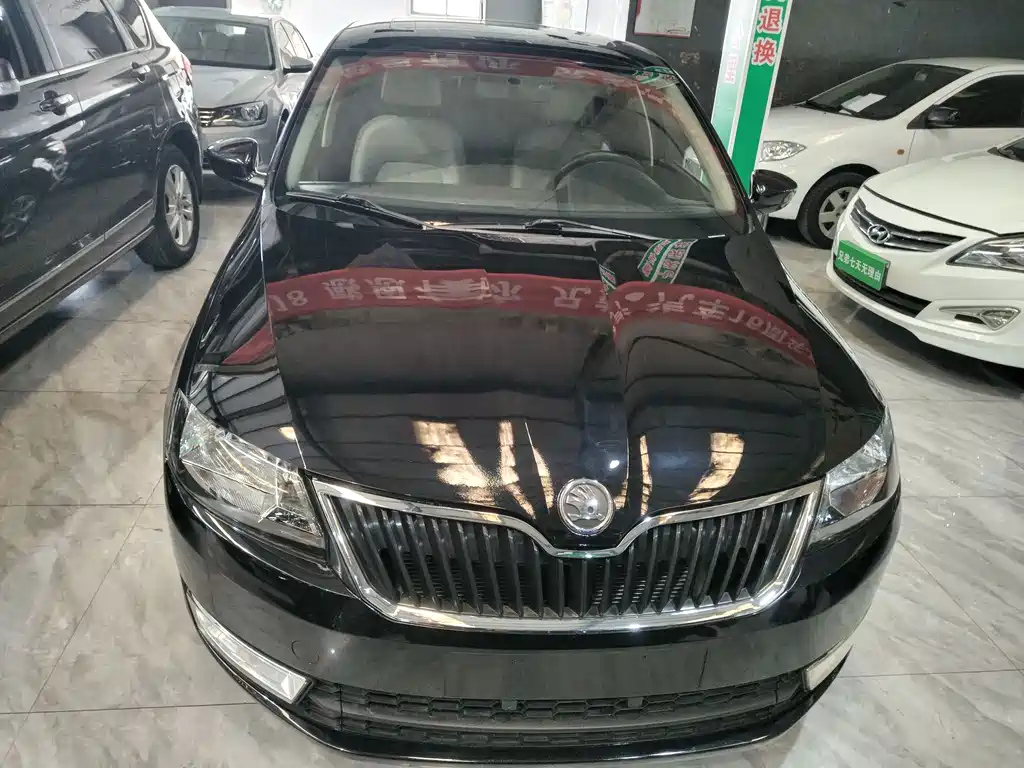 SKODA RAPID 2013