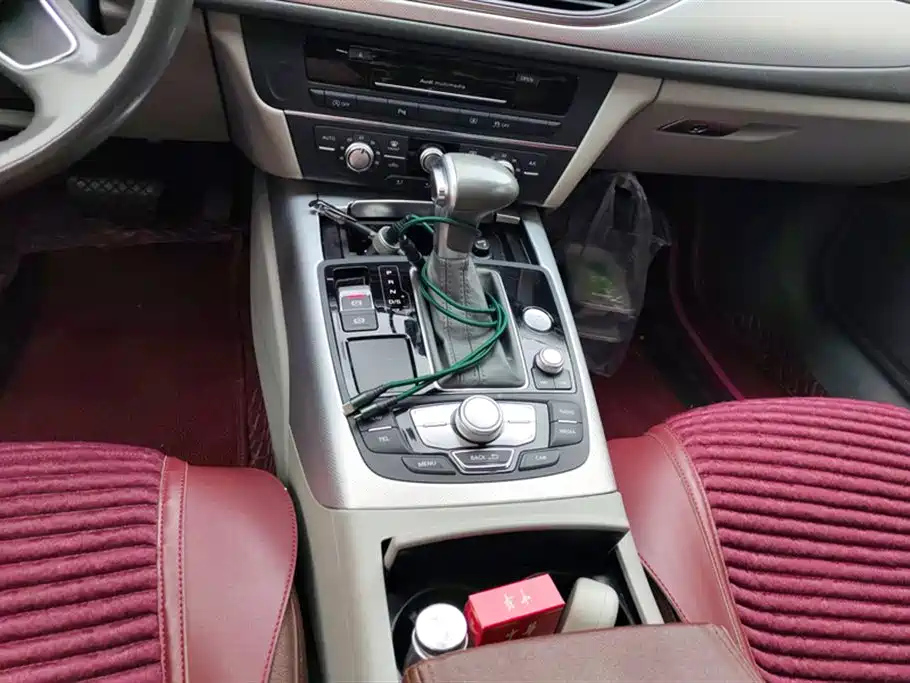 AUDI A6L 2015