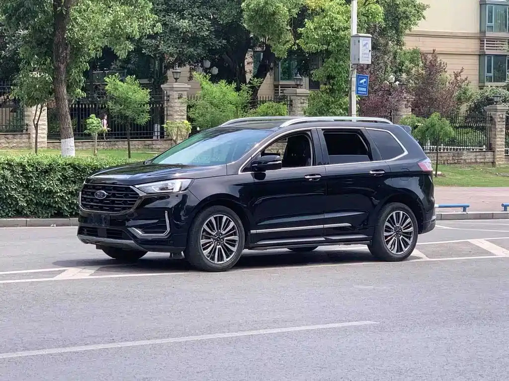 FORD EDGE 2021
