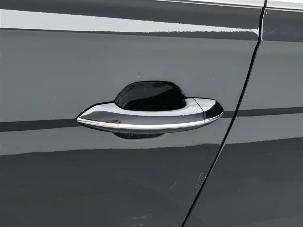 VOLKSWAGEN PASSAT 2019