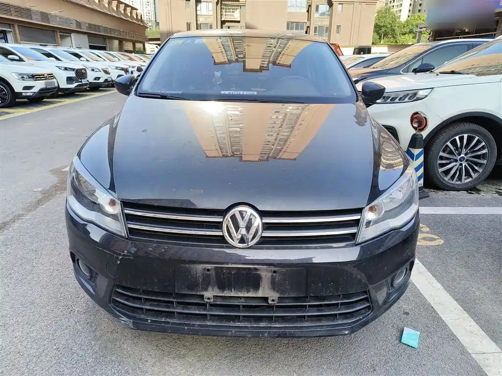 VOLKSWAGEN JETTA 2015