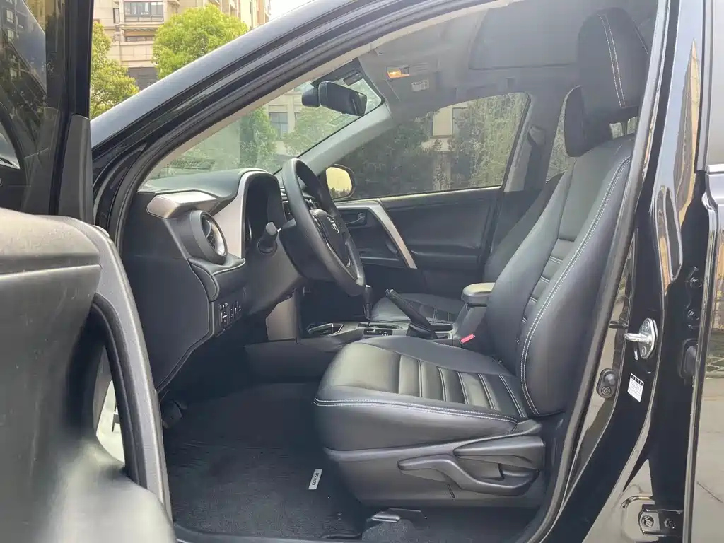 TOYOTA RAV4 RONGFANG 2019
