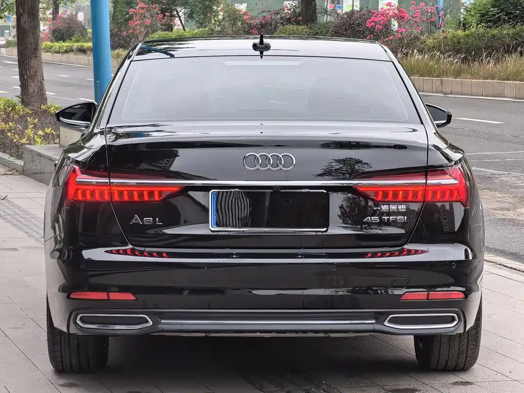 AUDI A6L 2022