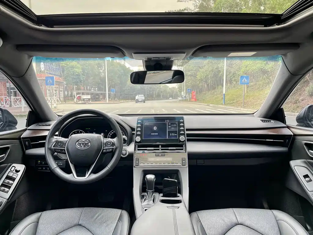 TOYOTA AVALON 2021