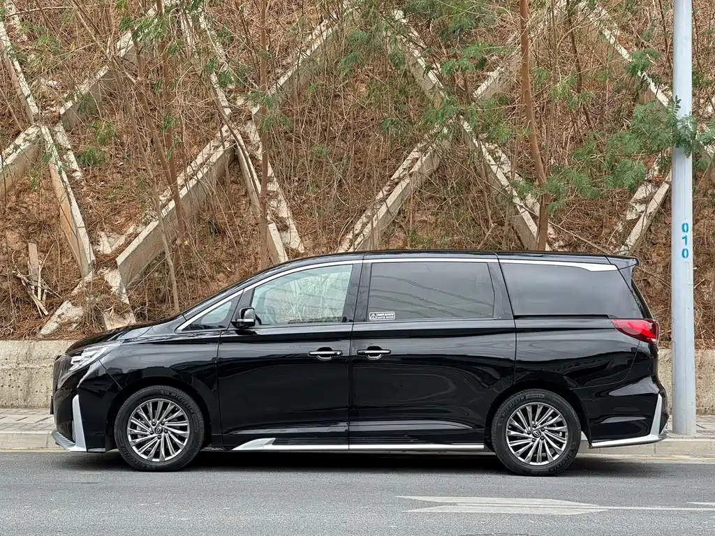 TRUMPCHI M8 2022