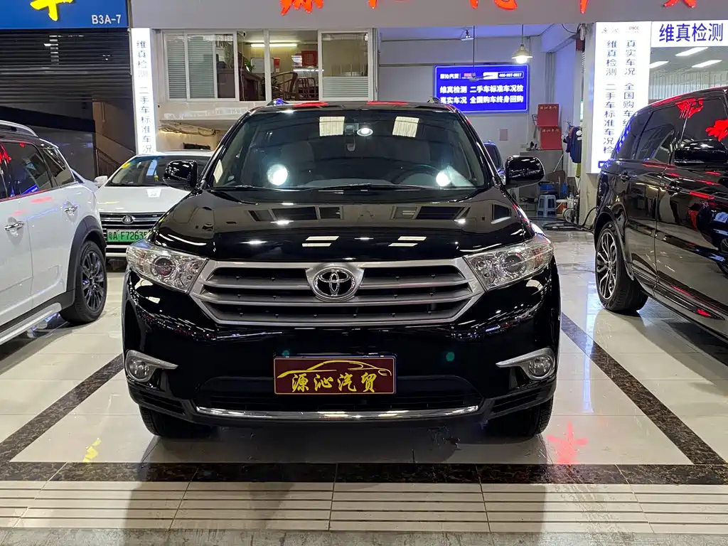 TOYOTA HIGHLANDER 2014