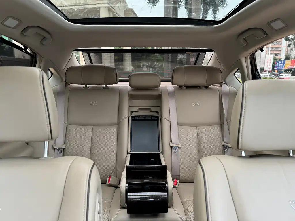 NISSAN TEANA 2015