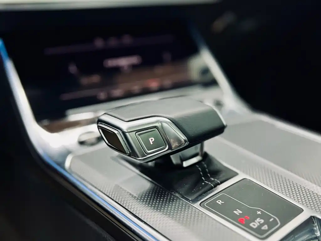 AUDI A6L 2023