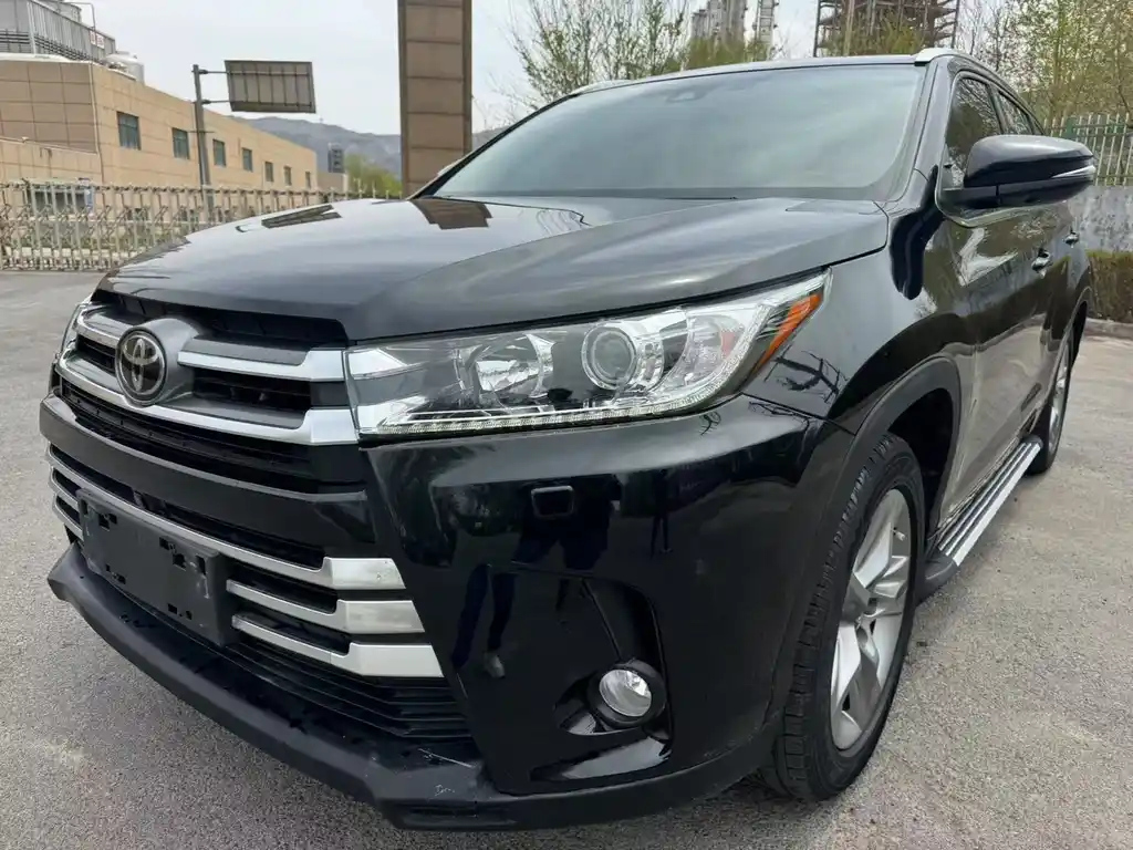 TOYOTA HIGHLANDER 2020
