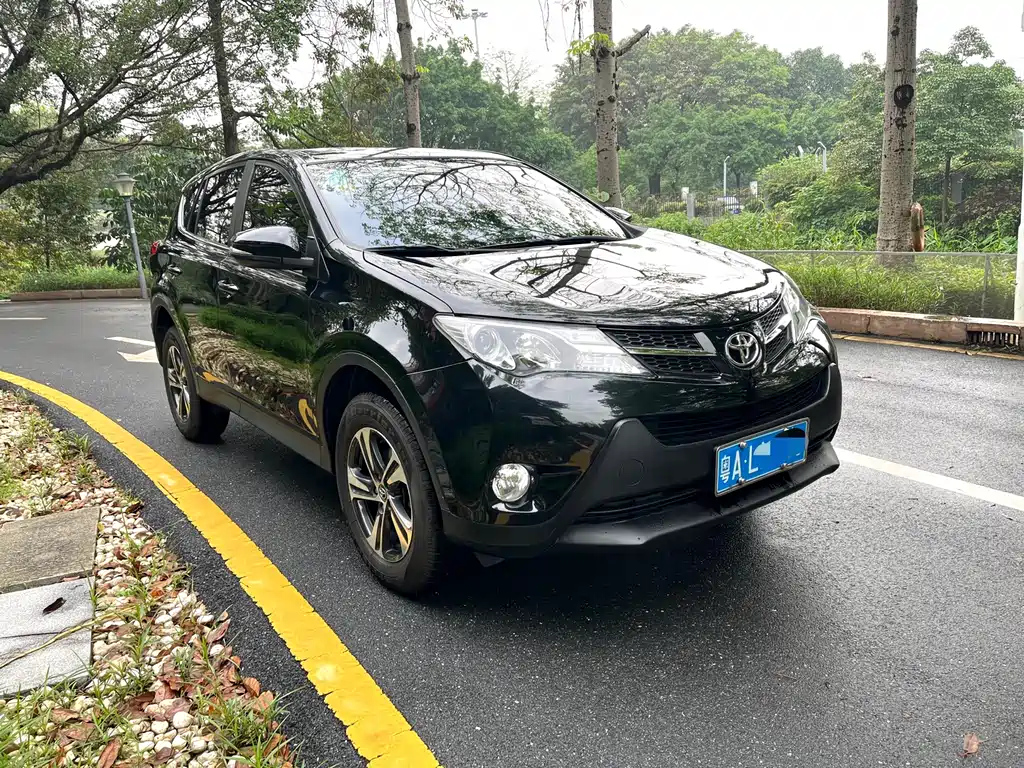 TOYOTA RAV4 RONGFANG 2016