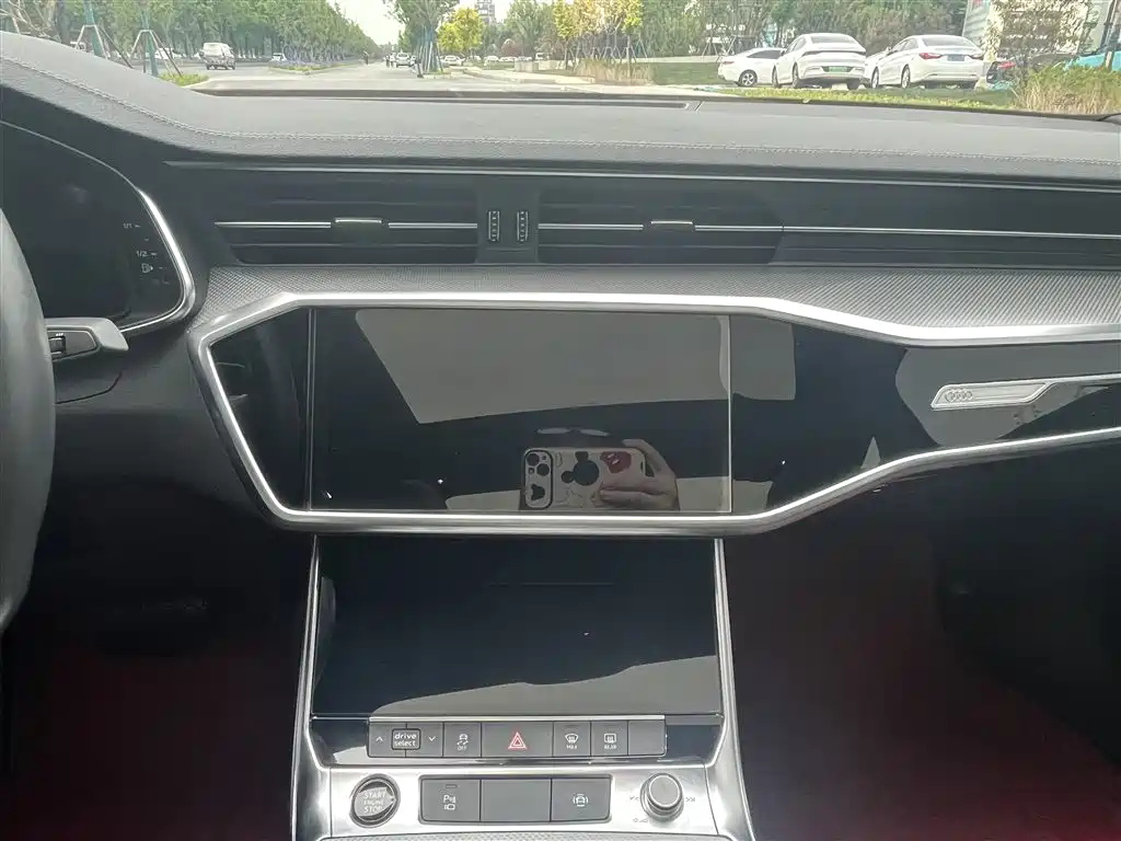 AUDI A6L 2022