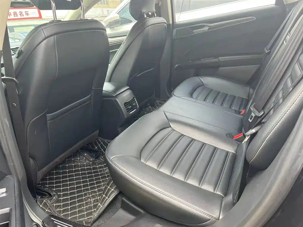 FORD MONDEO 2021