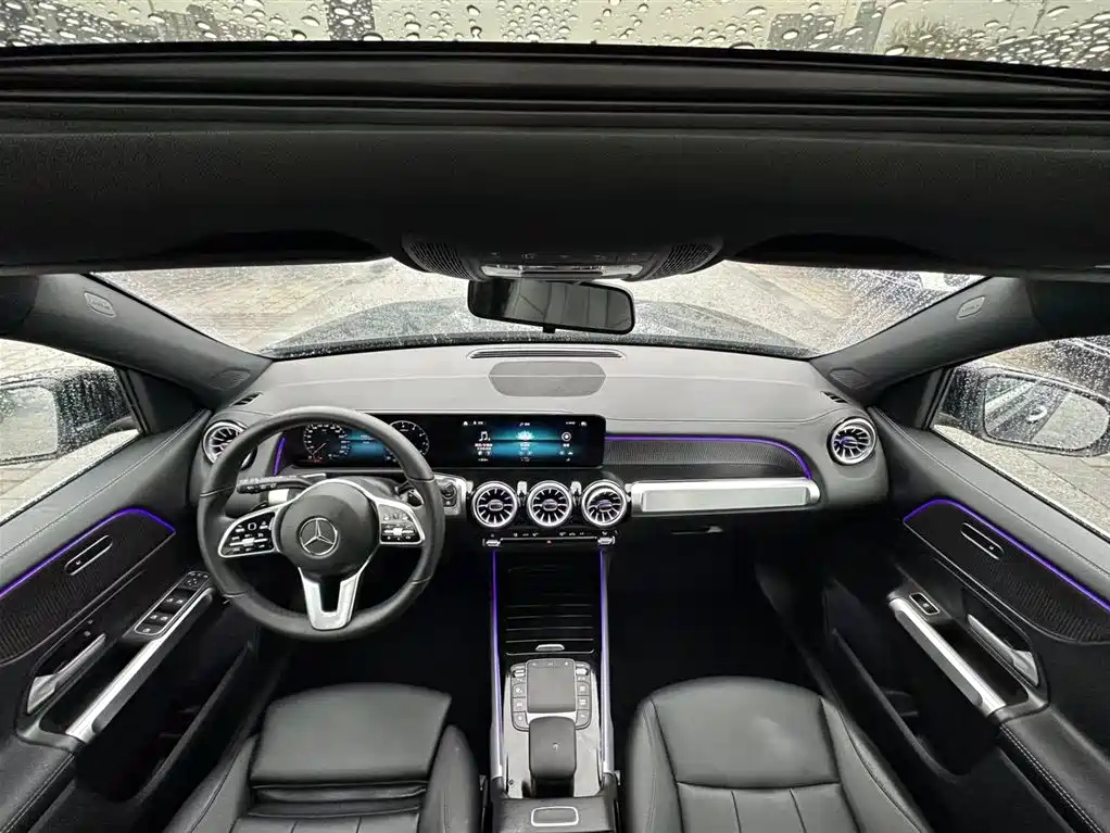 MERCEDES BENZ GLB 2022