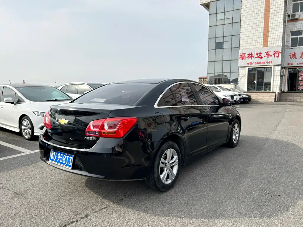 CHEVROLET CRUZE 2016
