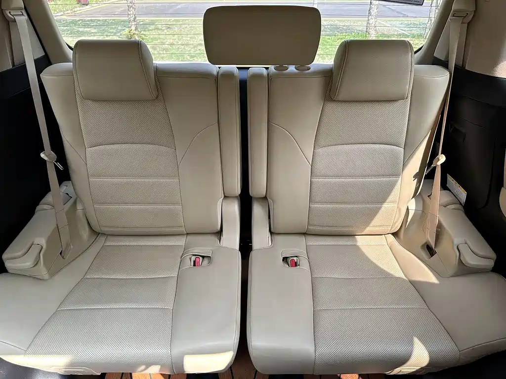 TOYOTA ALPHARD 2016