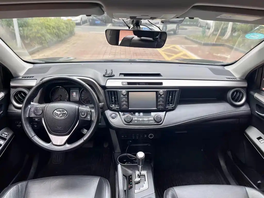 TOYOTA RAV4 RONGFANG 2018
