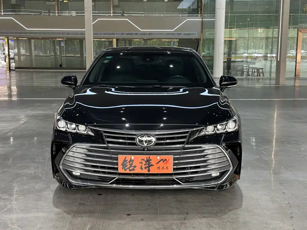 TOYOTA AVALON 2020
