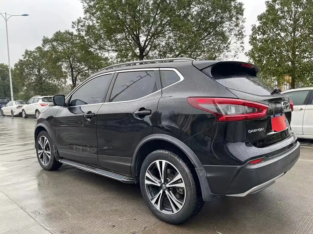 NISSAN QASHQAI 2020