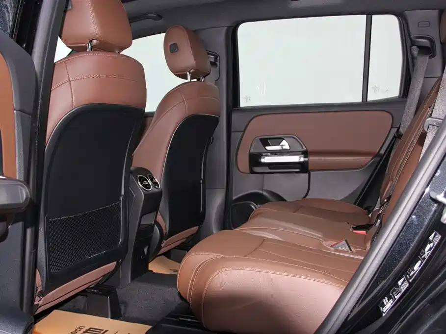MERCEDES BENZ GLB 2021