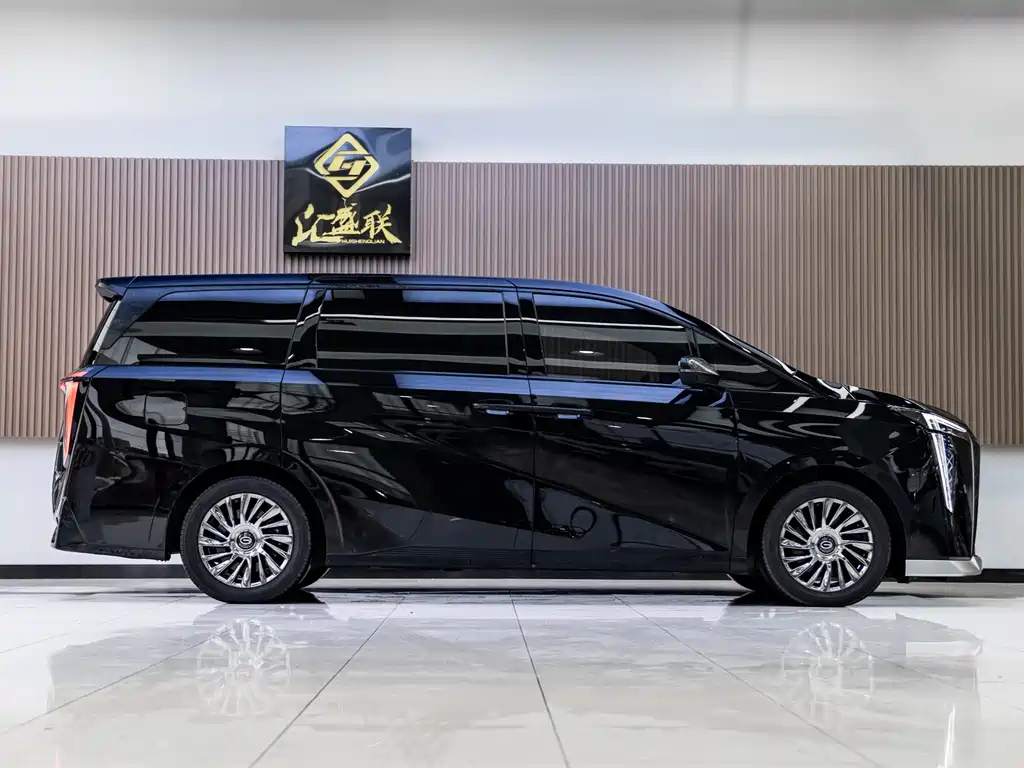 TRUMPCHI M8 2023