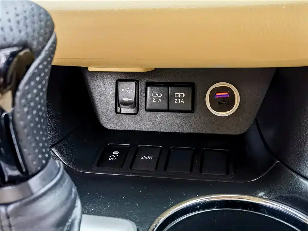 TOYOTA HIGHLANDER 2020