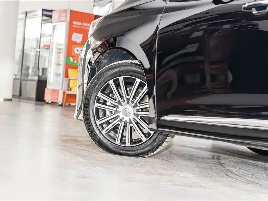 TRUMPCHI M8 2022