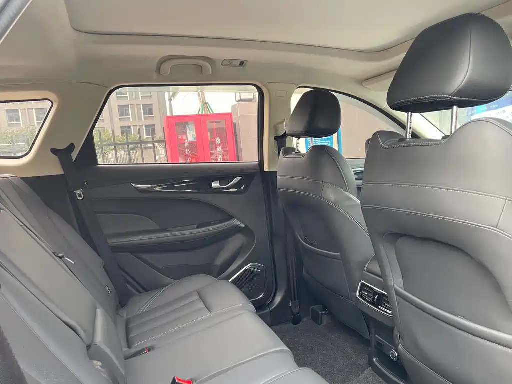 JETOUR X90 2019