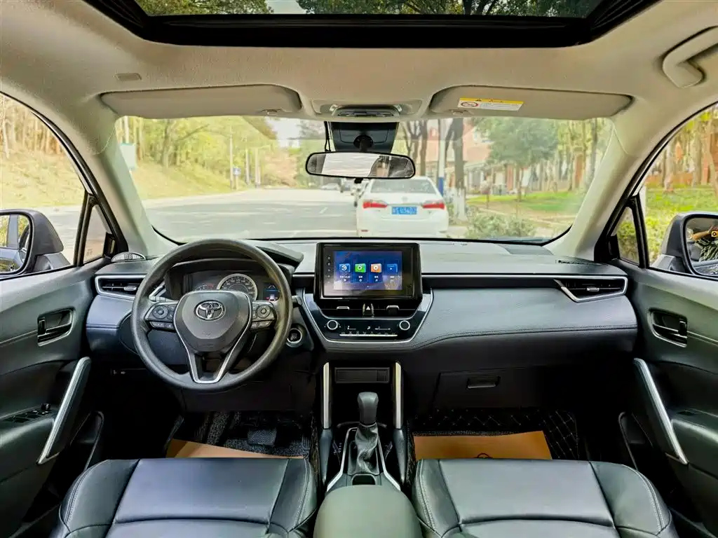 TOYOTA FRONTLANDER 2022