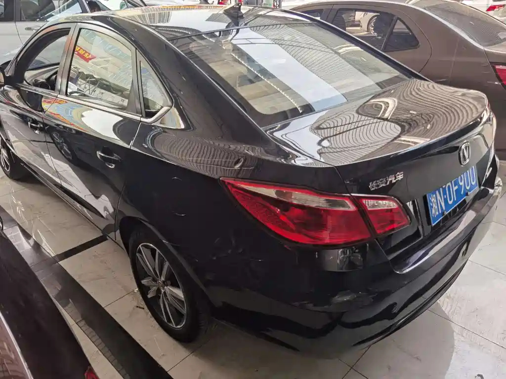 CHANGAN EADO 2016