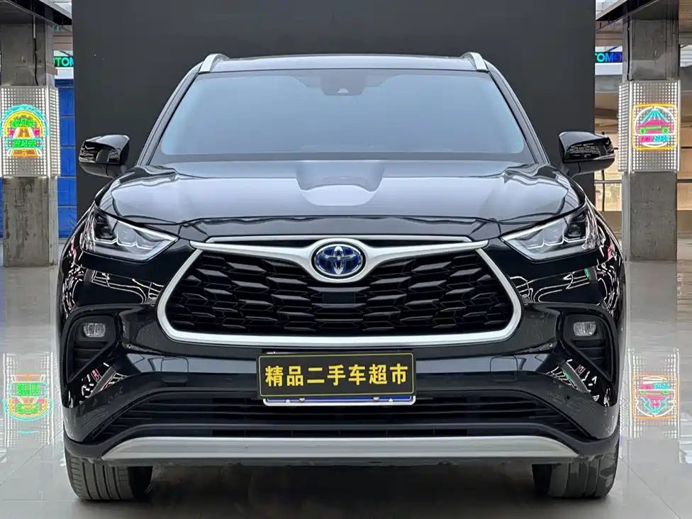 TOYOTA HIGHLANDER 2022