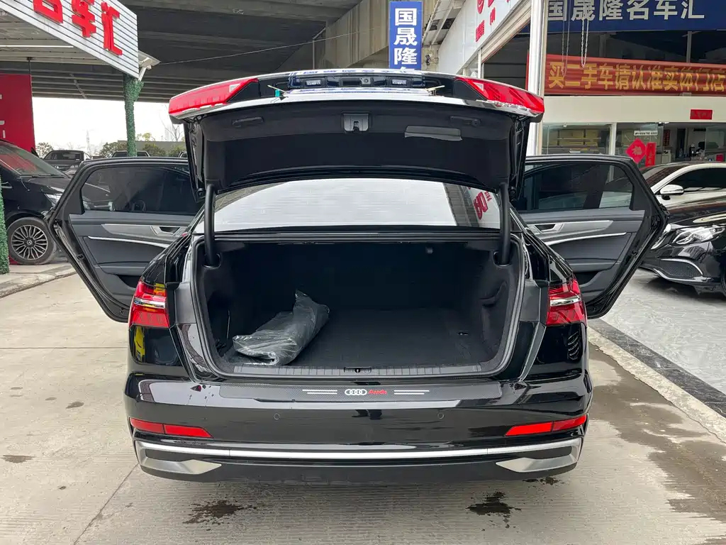 AUDI A6L 2023