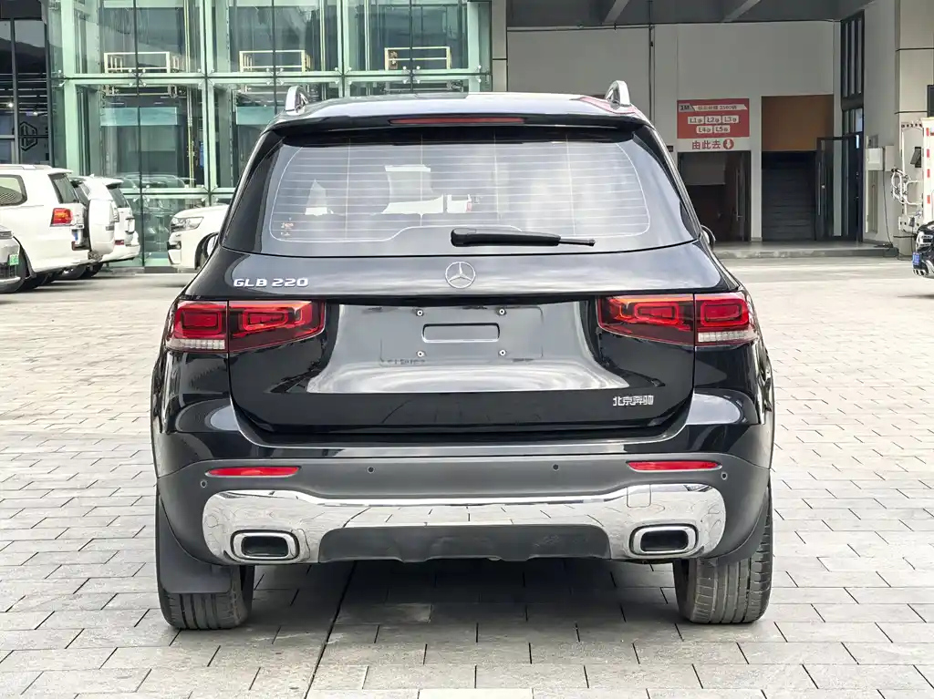 MERCEDES BENZ GLB 2022