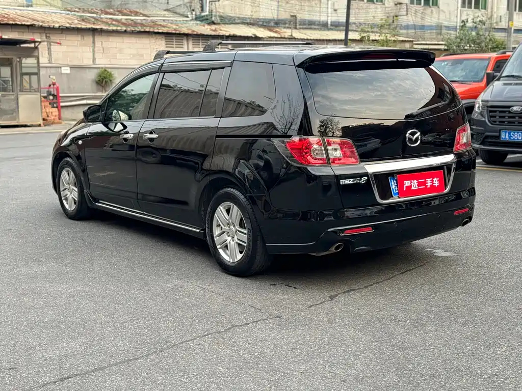 MAZDA 8 2012