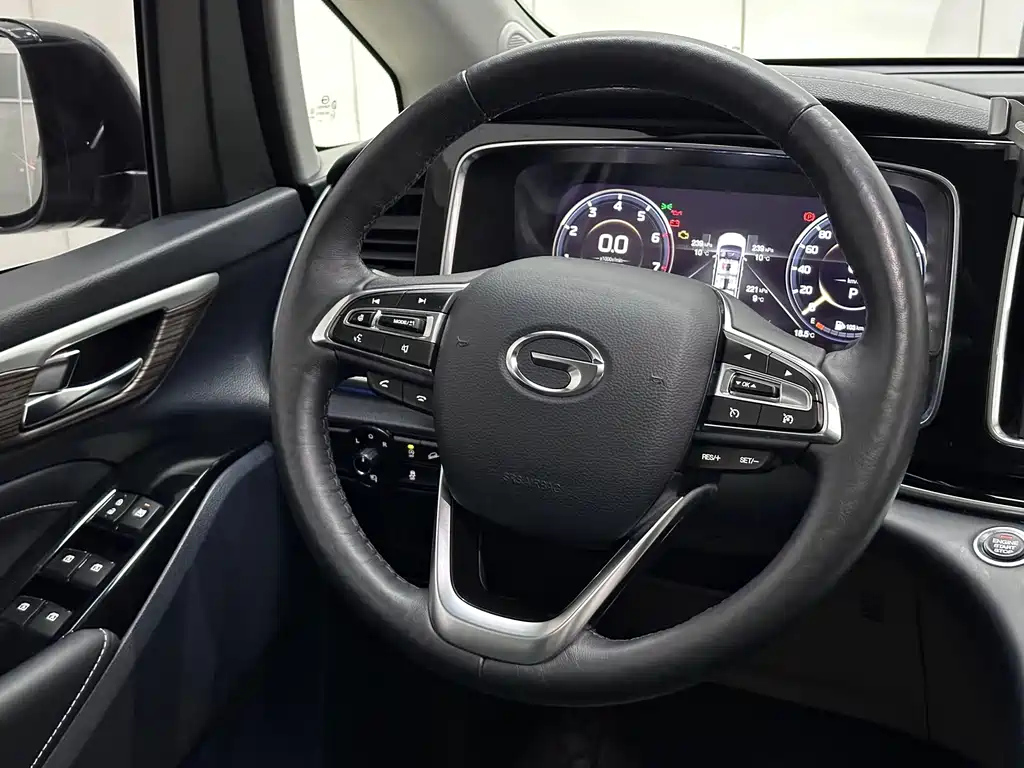 TRUMPCHI M8 2023