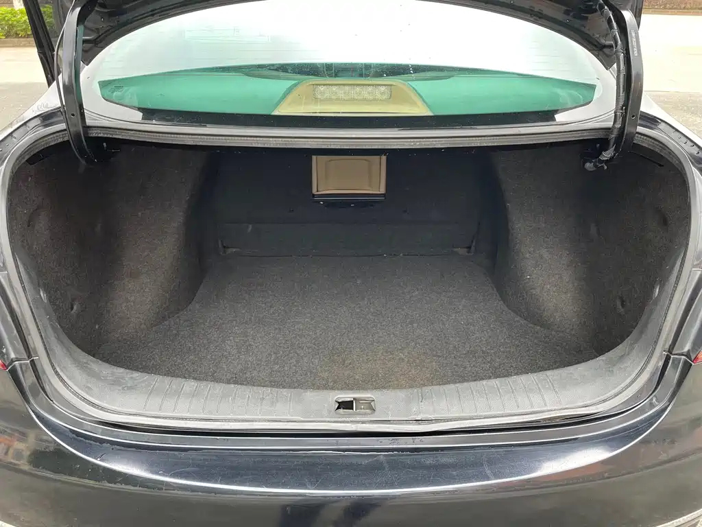 NISSAN SYLPHY 2014