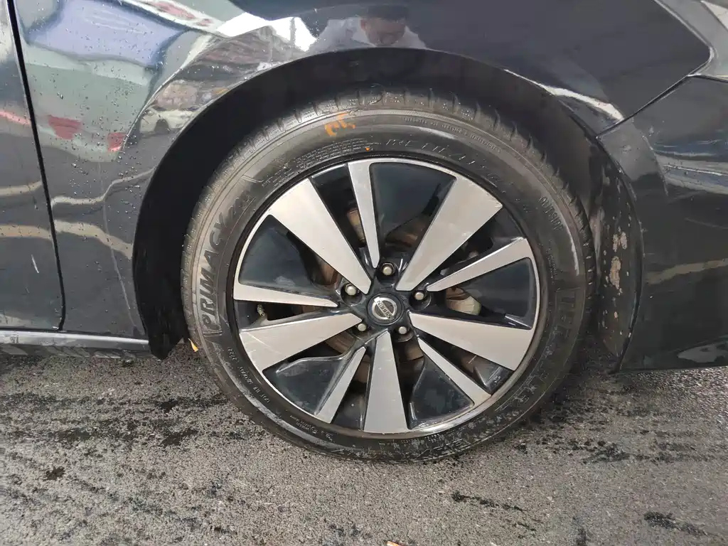NISSAN TEANA 2021
