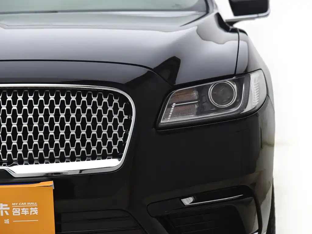LINCOLN CONTINENTAL 2021